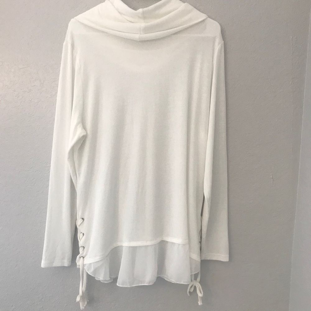 Belle by belldini long sleeves white top  …